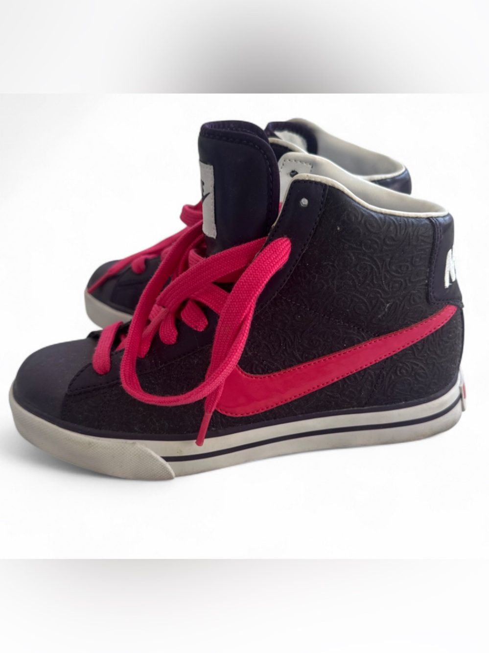 Nike Purple and Pink High-Top Sneakers - Picture 3 of 4